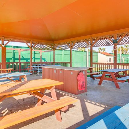 Cozy Waterfront Port Isabel Cottage With Deck! Buitenkant foto