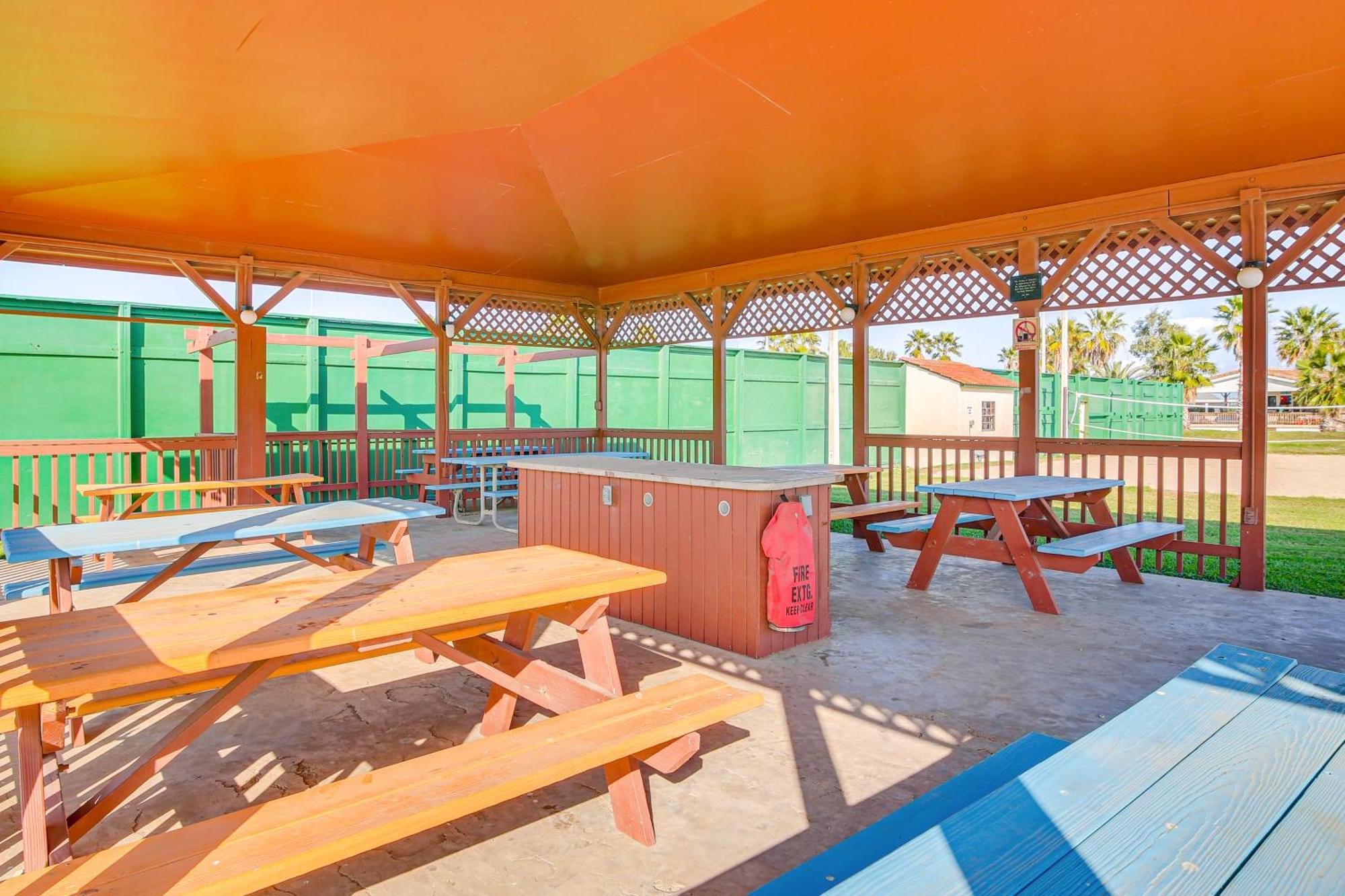 Cozy Waterfront Port Isabel Cottage With Deck! Buitenkant foto